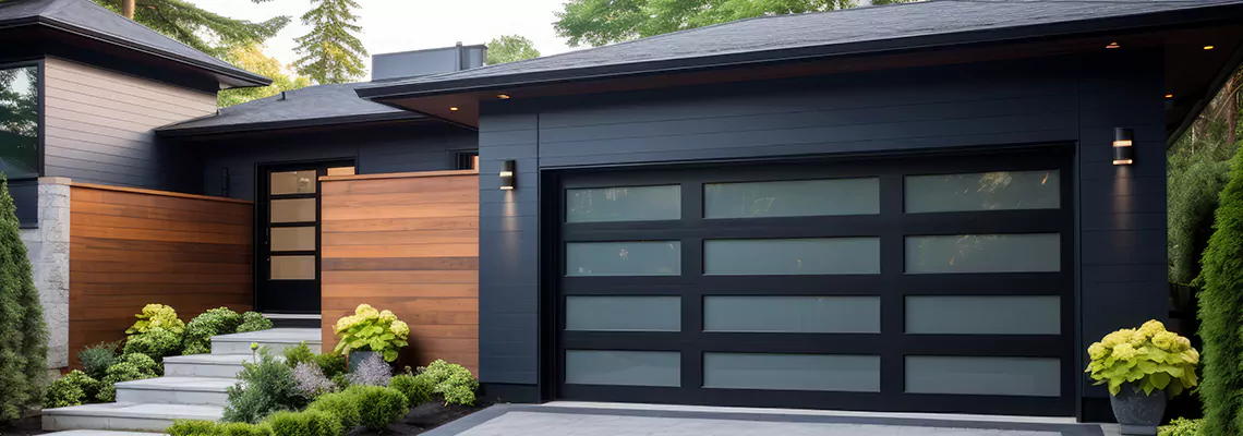 Aluminium Haas Garage Door in Niagara-on-the-Lake, Ontario