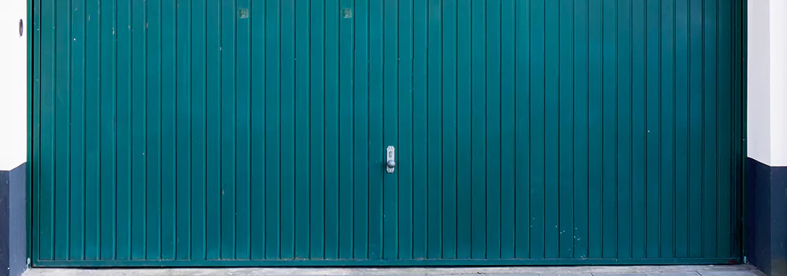 Vinyl Garage Doors Repair Specialists in Niagara-on-the-Lake, ON