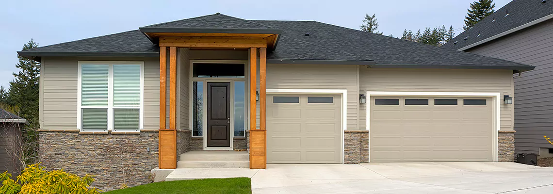 Repair Shaky Garage Door When Closing in Niagara-on-the-Lake, Ontario