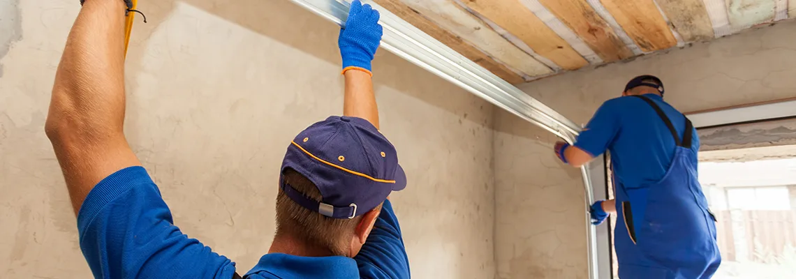 Garage Door Broken Rollers Replacement in Niagara-on-the-Lake, ON