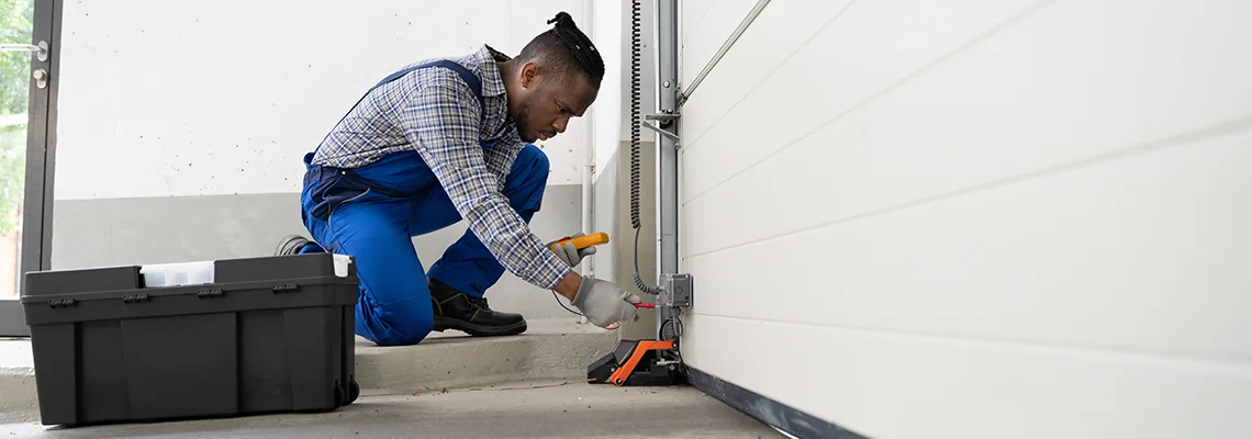 Garage Door Track Repair in Niagara-on-the-Lake, ON