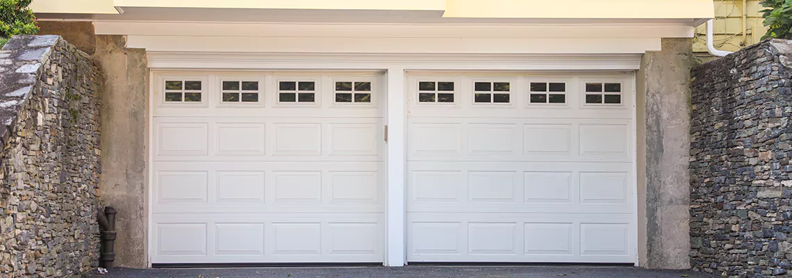 Windsor Wood Garage Doors Installation in Niagara-on-the-Lake, ON